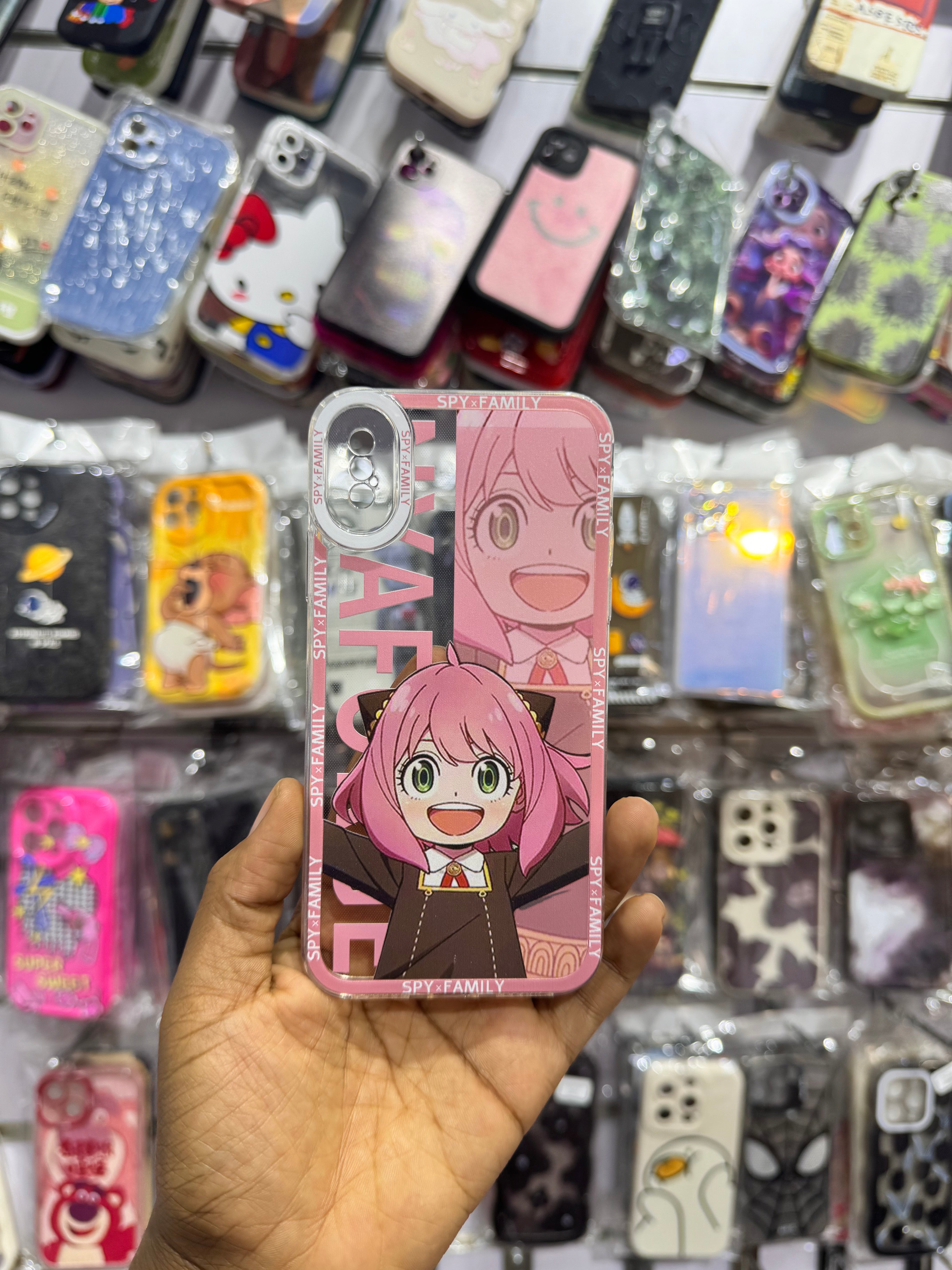 Spy family case for iPhones