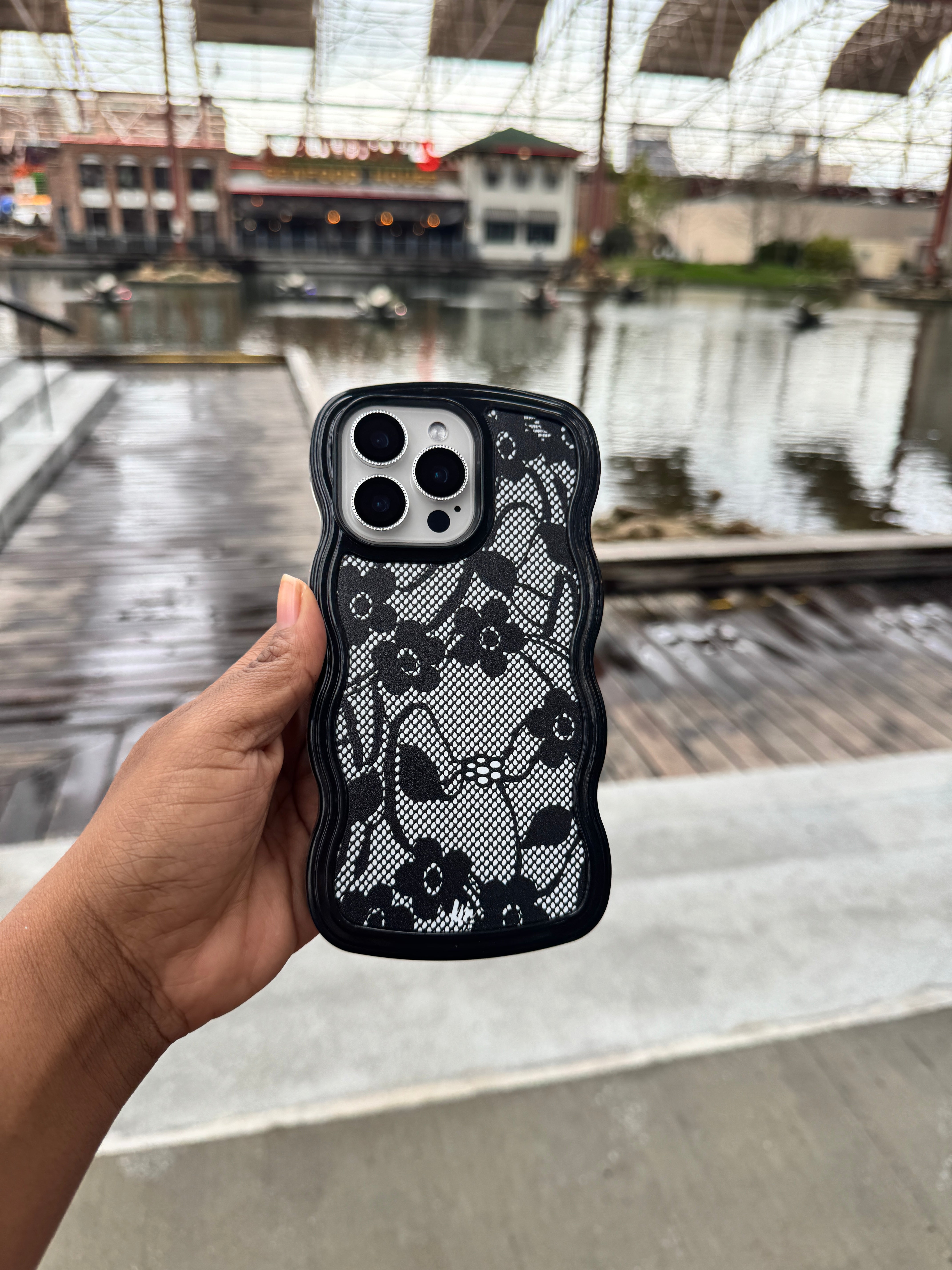 Flower Embroidery Lace Wave Case For iPhones