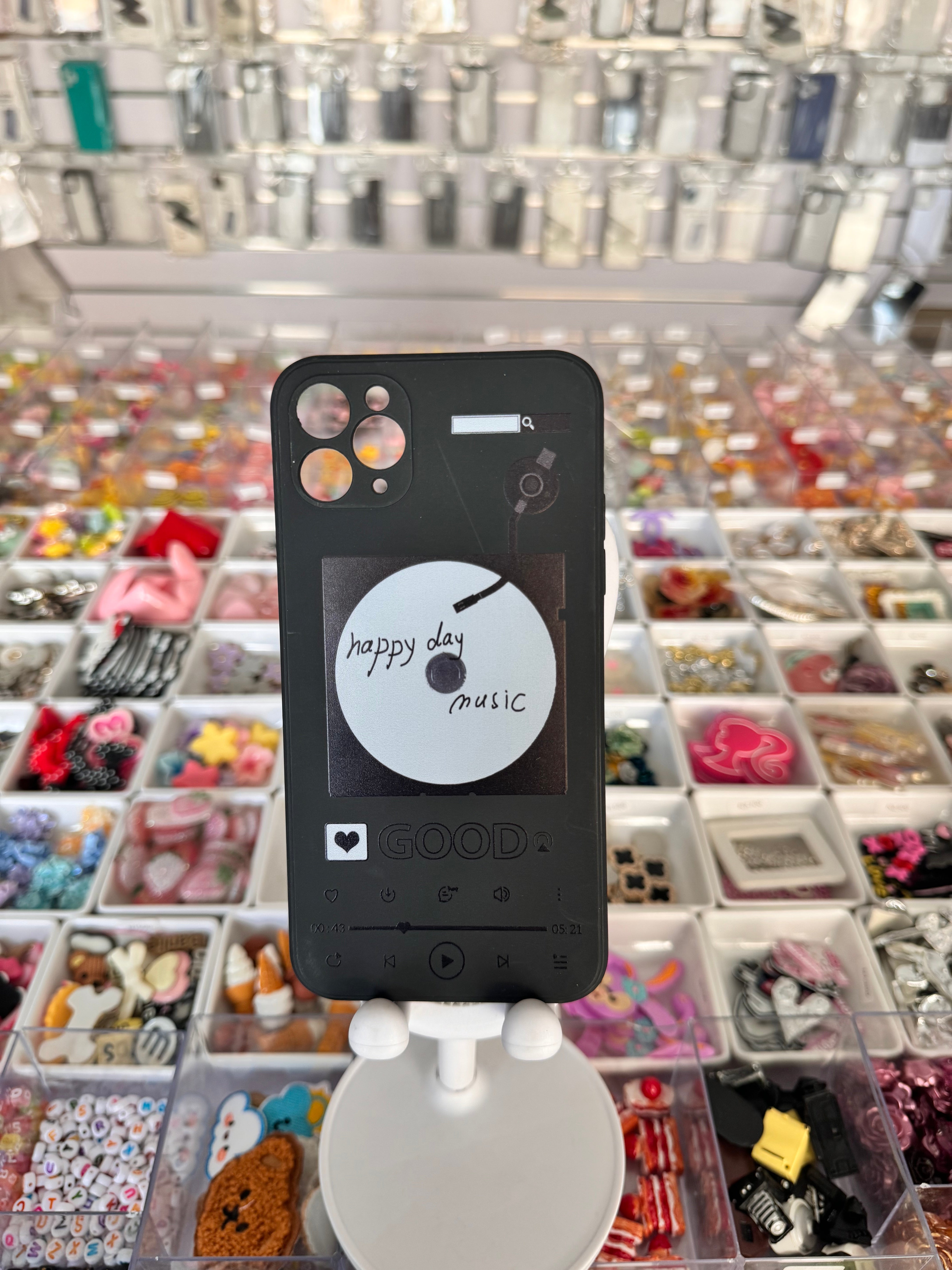 Happy day music case for iPhones