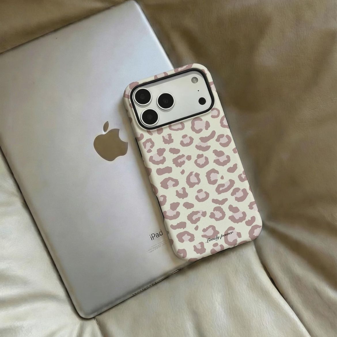 Leopy print case for iPhones