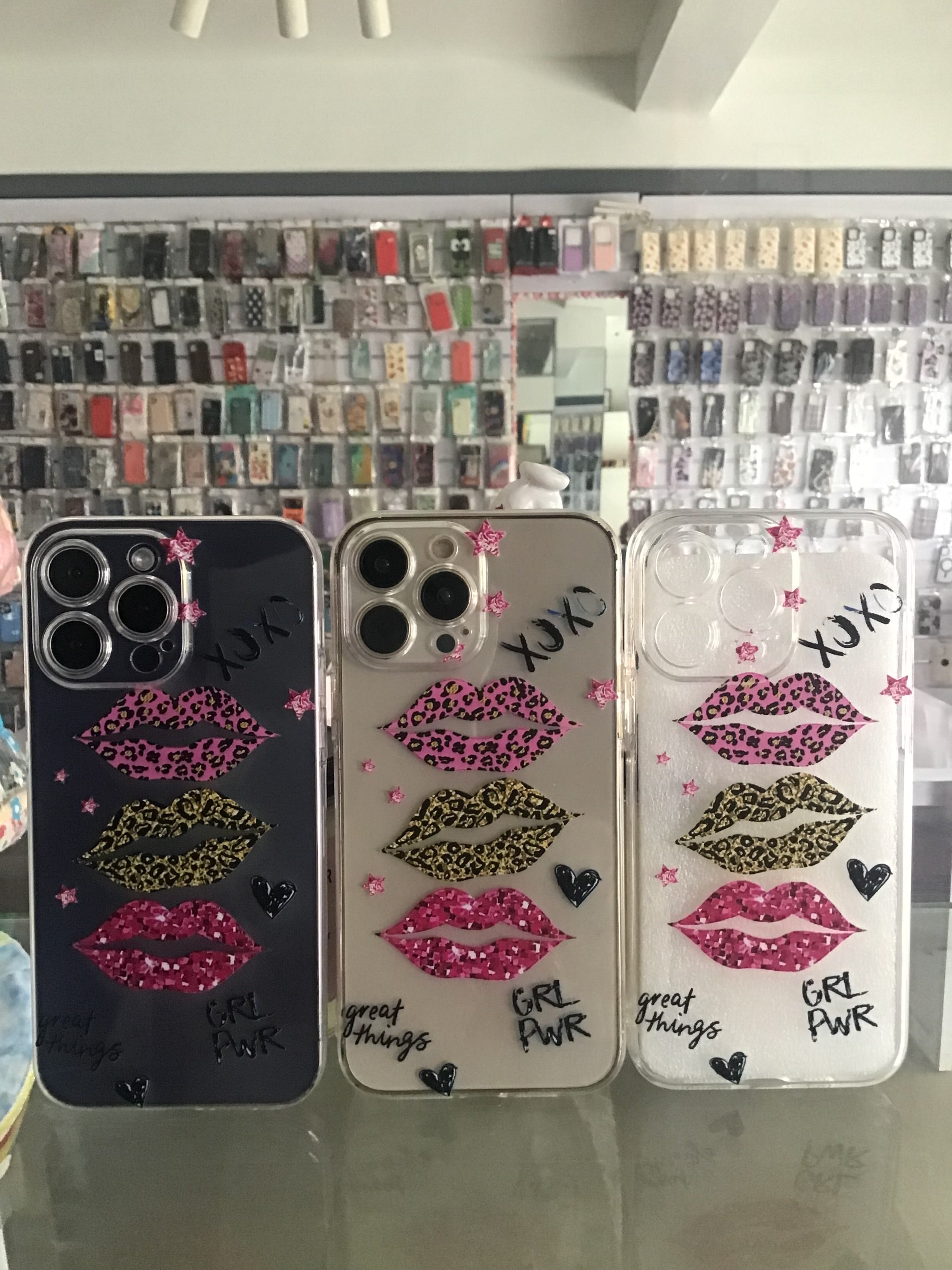 XOXO Glitter Lips Case