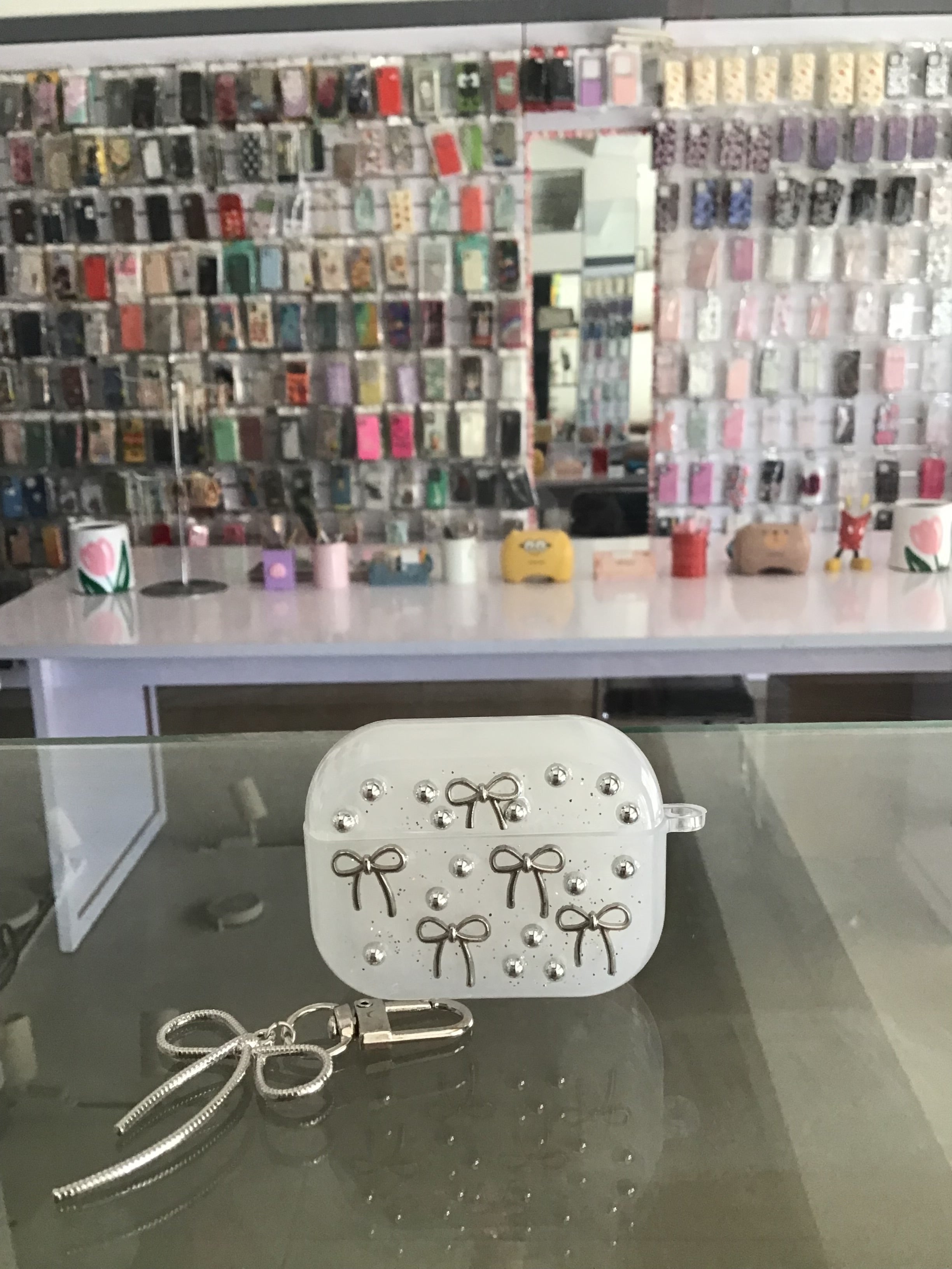 Silver Pearl Bow AirPods Case