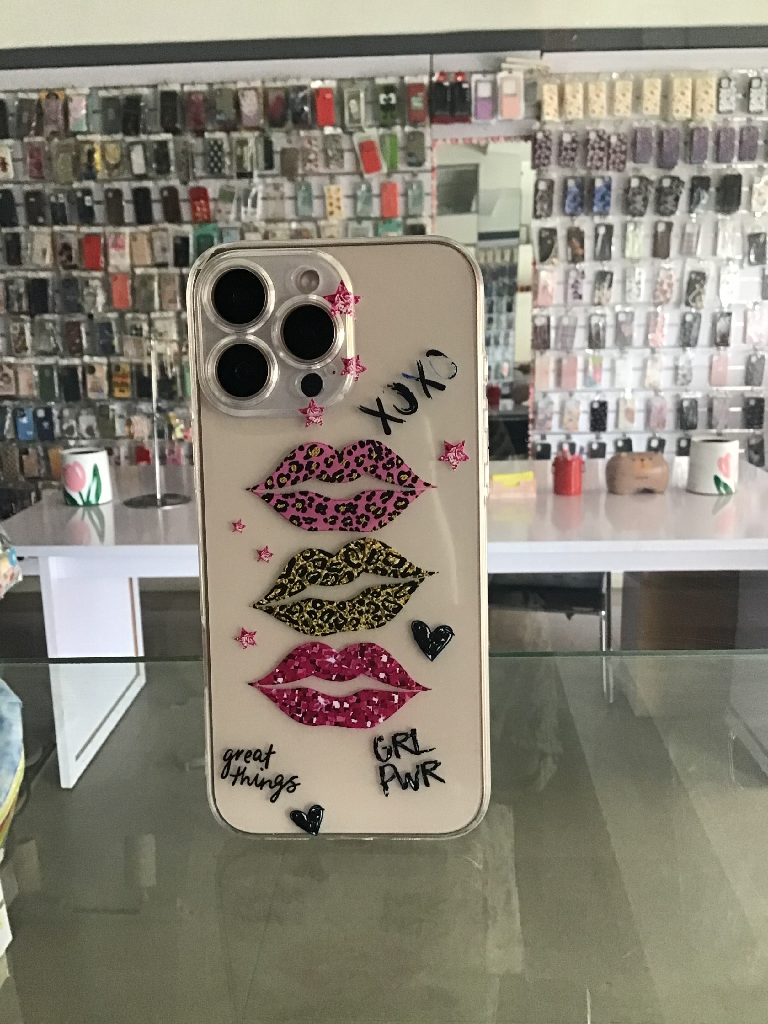 XOXO Glitter Lips Case