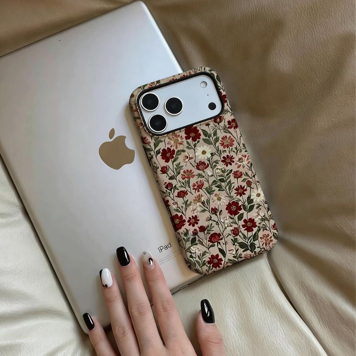 Brown floral case for iPhones