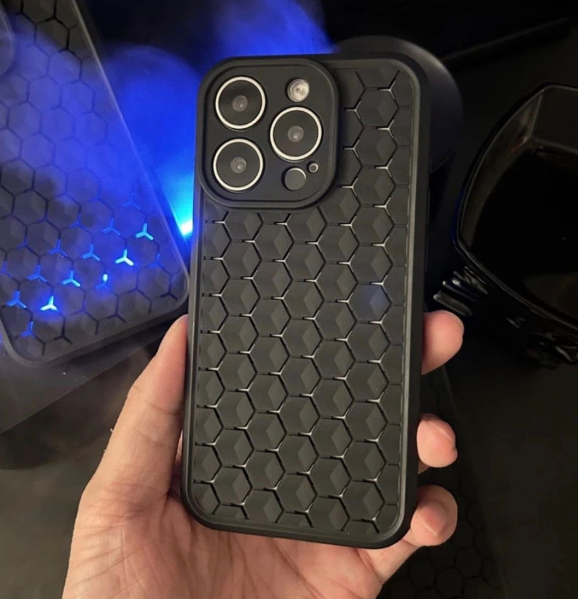 Honeycomb Cooling iPhone Case