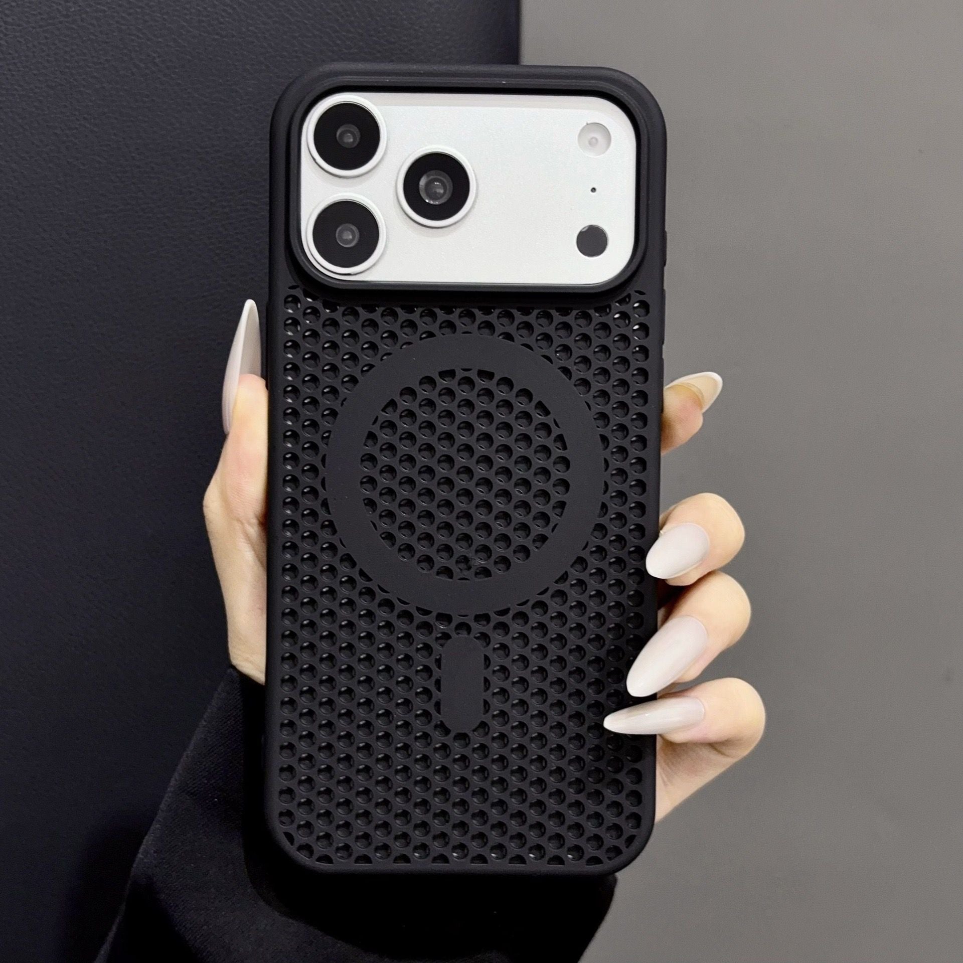 Magnetic heat absorption Case for iPhones