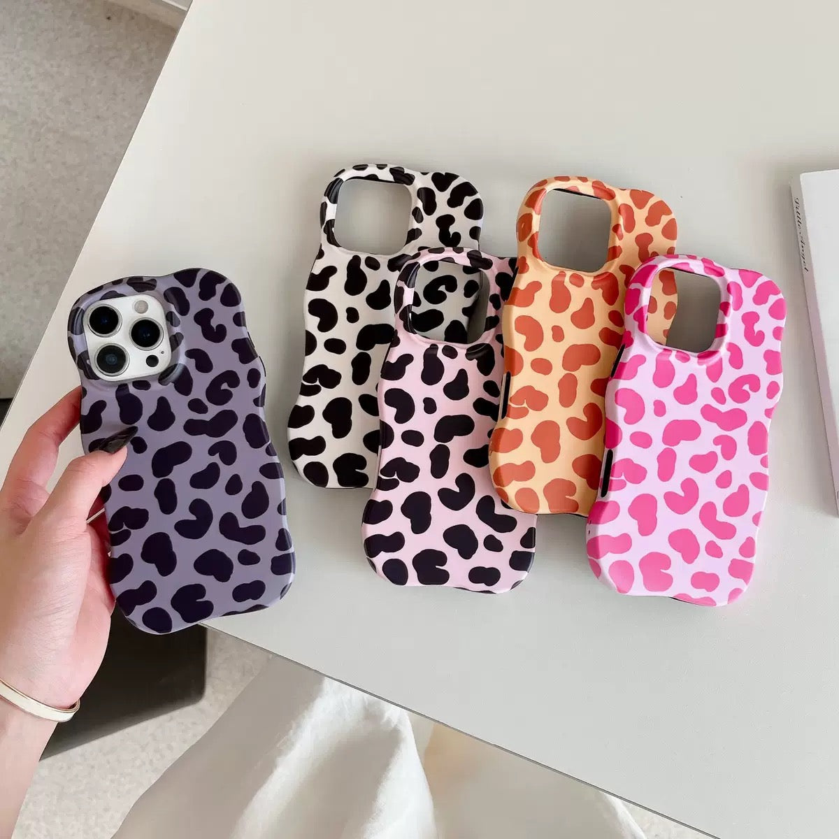 Leopard Wave Case