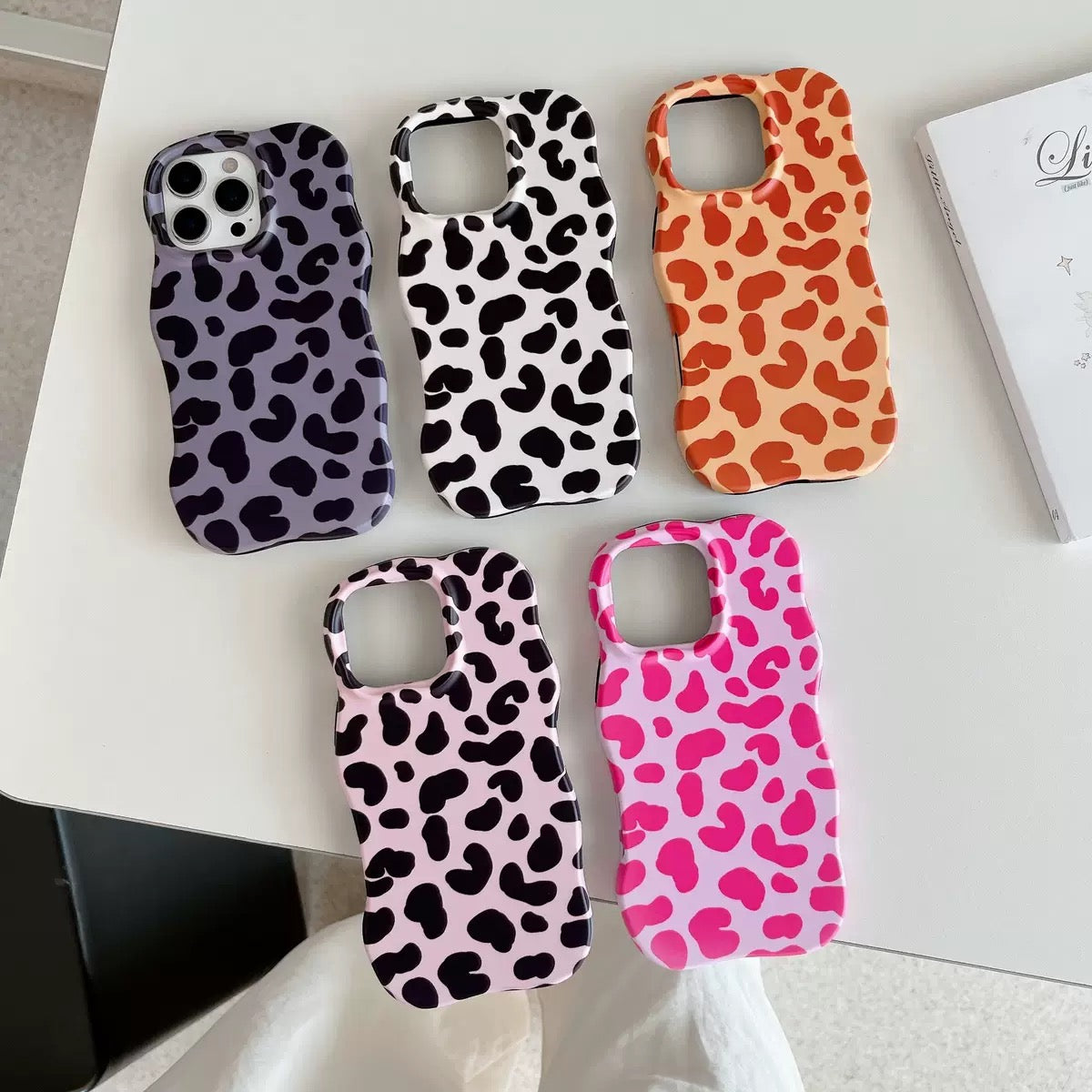 Leopard Wave Case