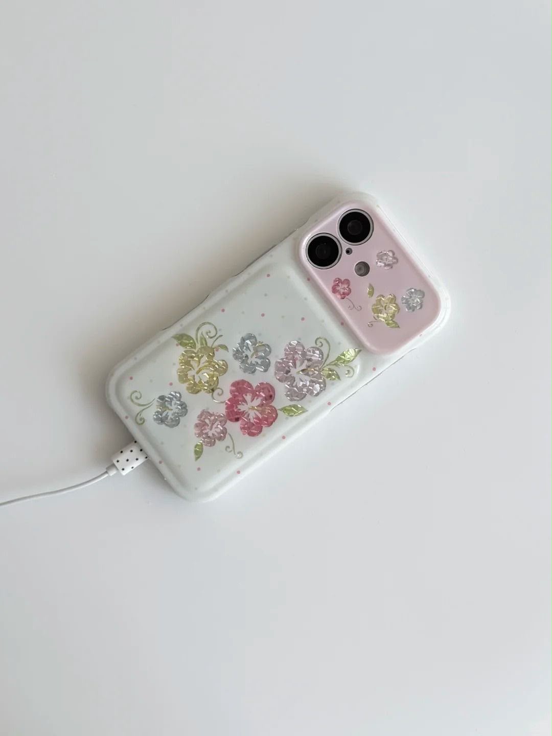 Hibiscus Polka Dot case for iPhones
