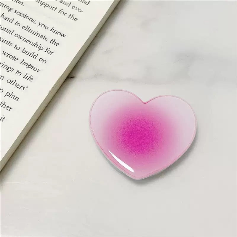 gradient heart-shaped phone grip