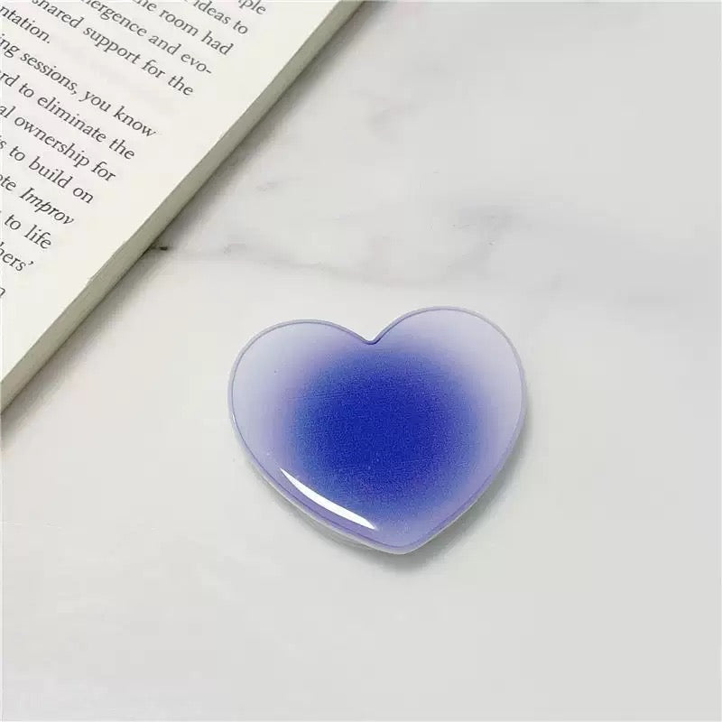 gradient heart-shaped phone grip