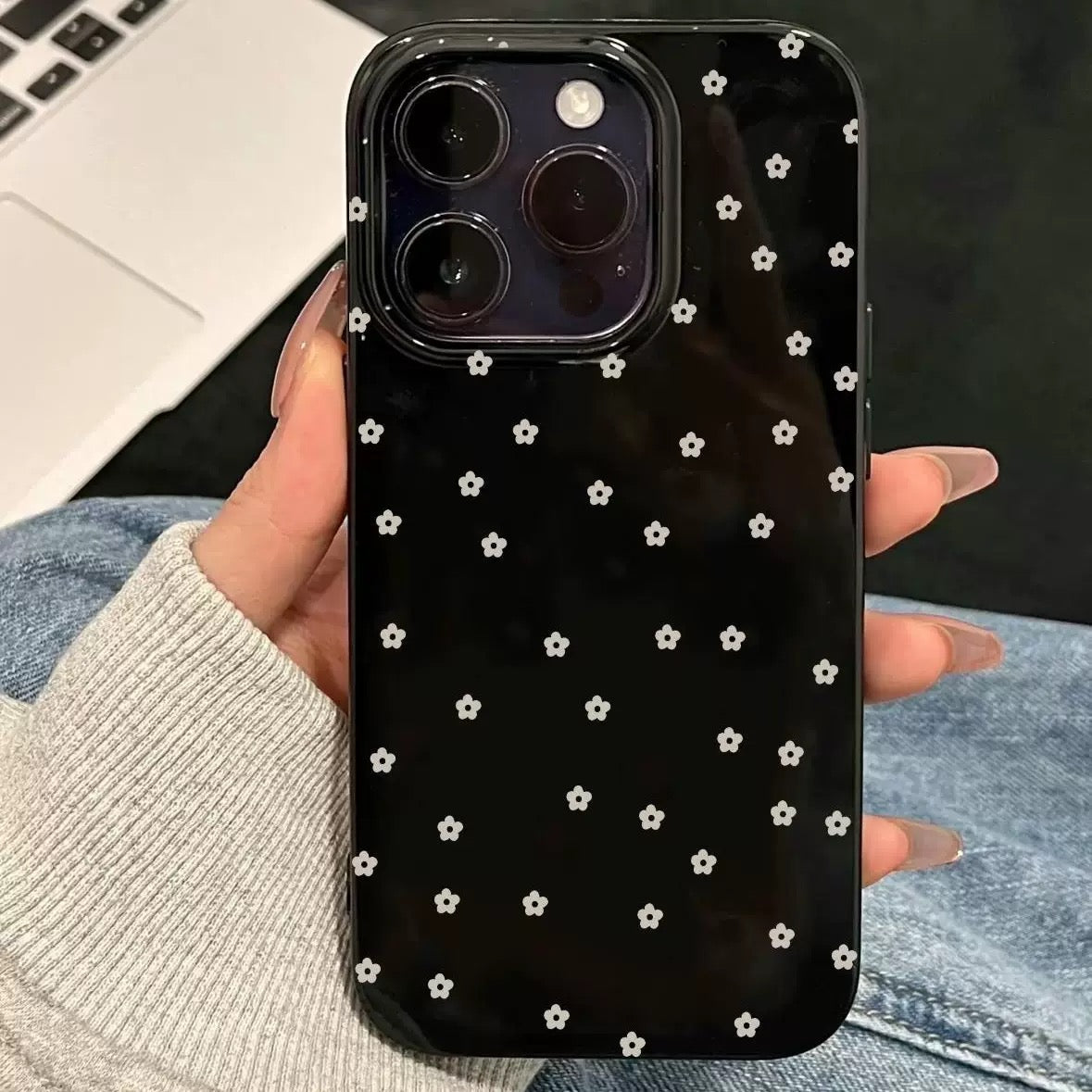 white small floral  Case iPhone