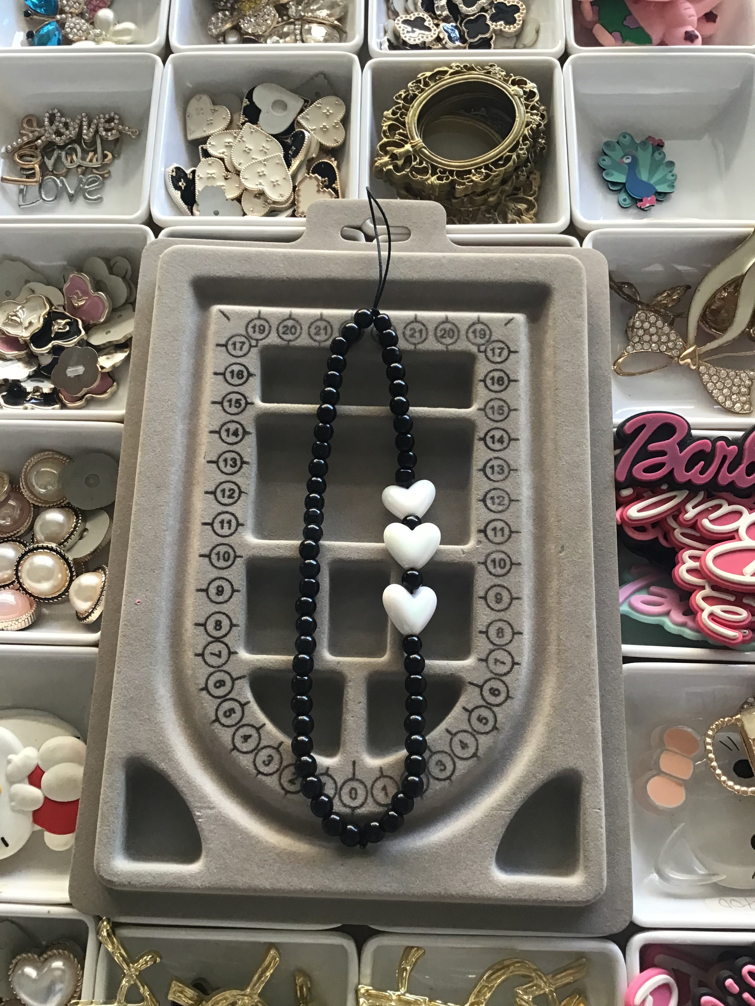 Black & white heart phone charm