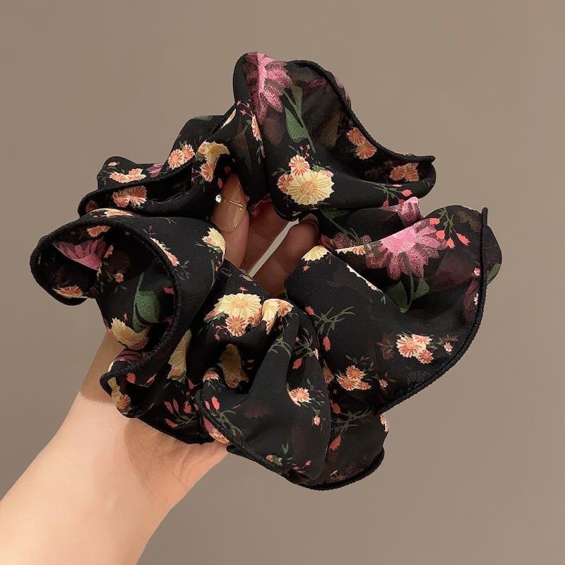 French Vintage Floral Scrunchie